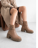 Ankle Boot Leather Mid Heel With a metal buckle and a belt adorned with studs G-69