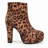 Boot High Heels Leather With a Zipper R-24