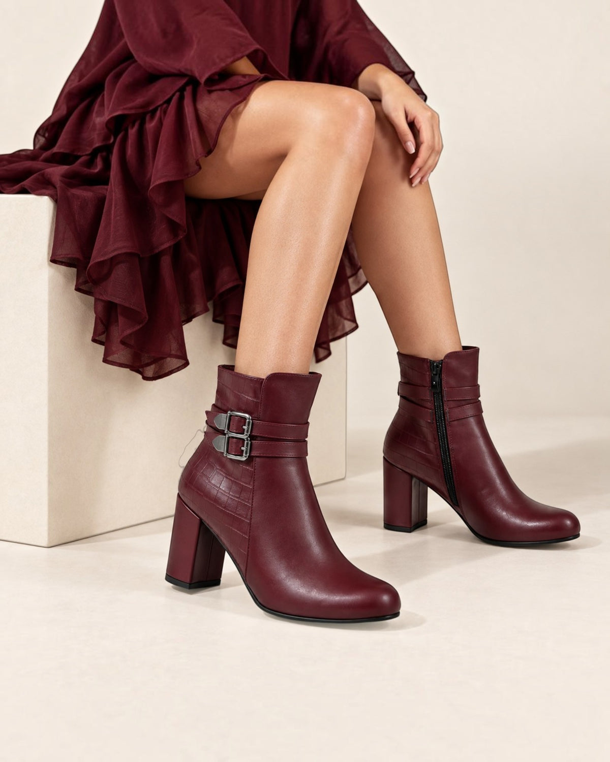 Women’s Double Buckle Block Heel Ankle Boots R-26