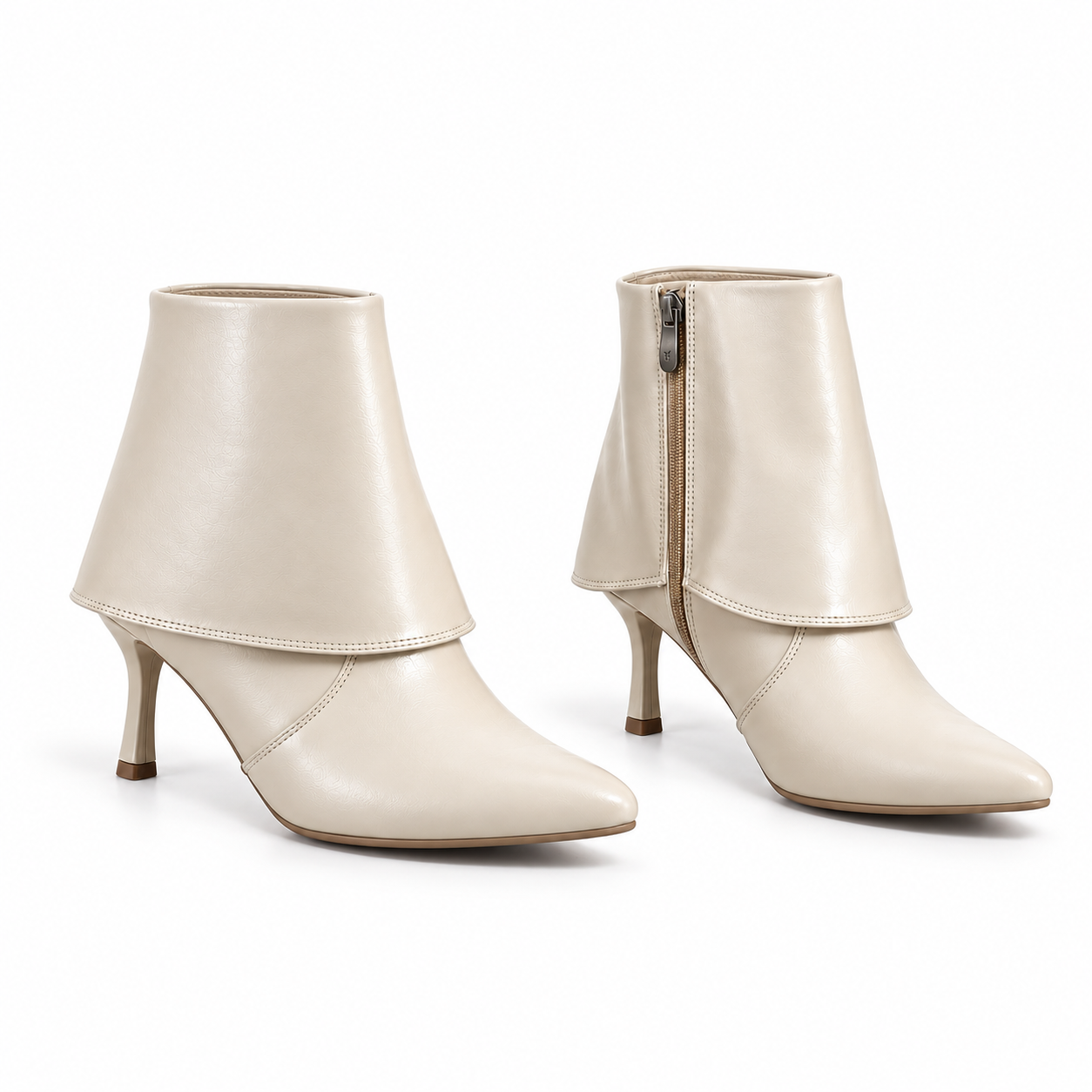 Ankle Boot Leather with a slim heel Mid With a spacious design and a zipper L-120