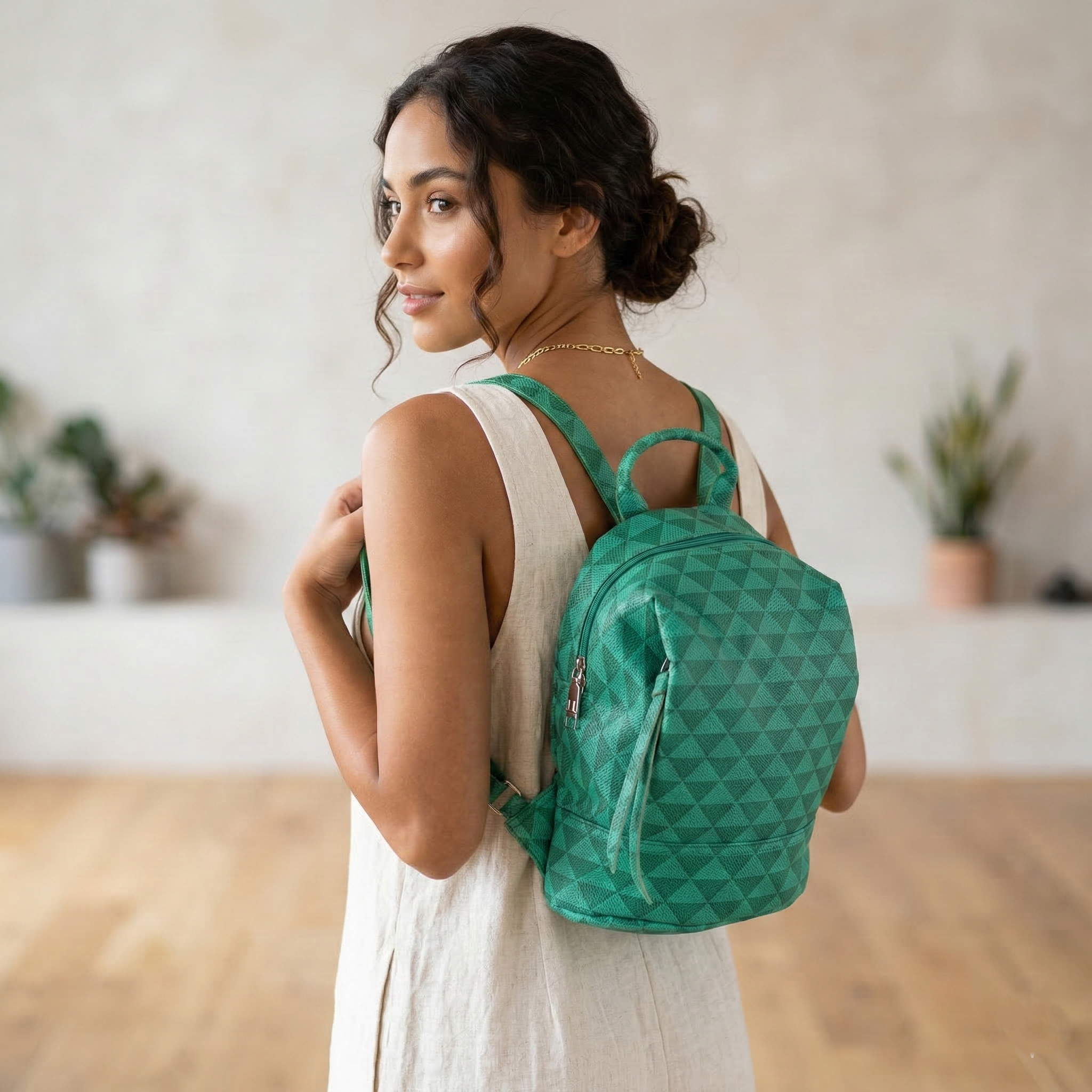 حقيبة ظهر جلدية