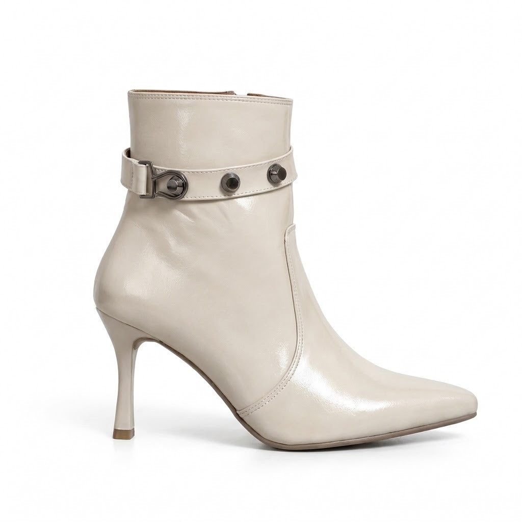 Ankle Boot Leather Thin Heel And a belt with metal accessories L-123