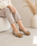 Ballerina flat Leather With an elegant straw toe BN-523