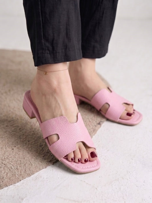 Slippers flat leather Stylish with the letter H - SL-230