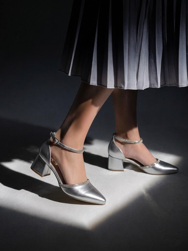 Shoes Mid Heels Leather With Diamond Strap F-617