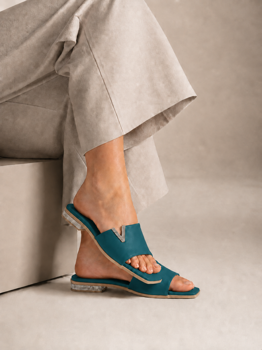slippers satin flat With a shiny V-shaped embellishment SL-234