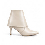 Ankle Boot Leather with a slim heel Mid With a spacious design and a zipper L-120