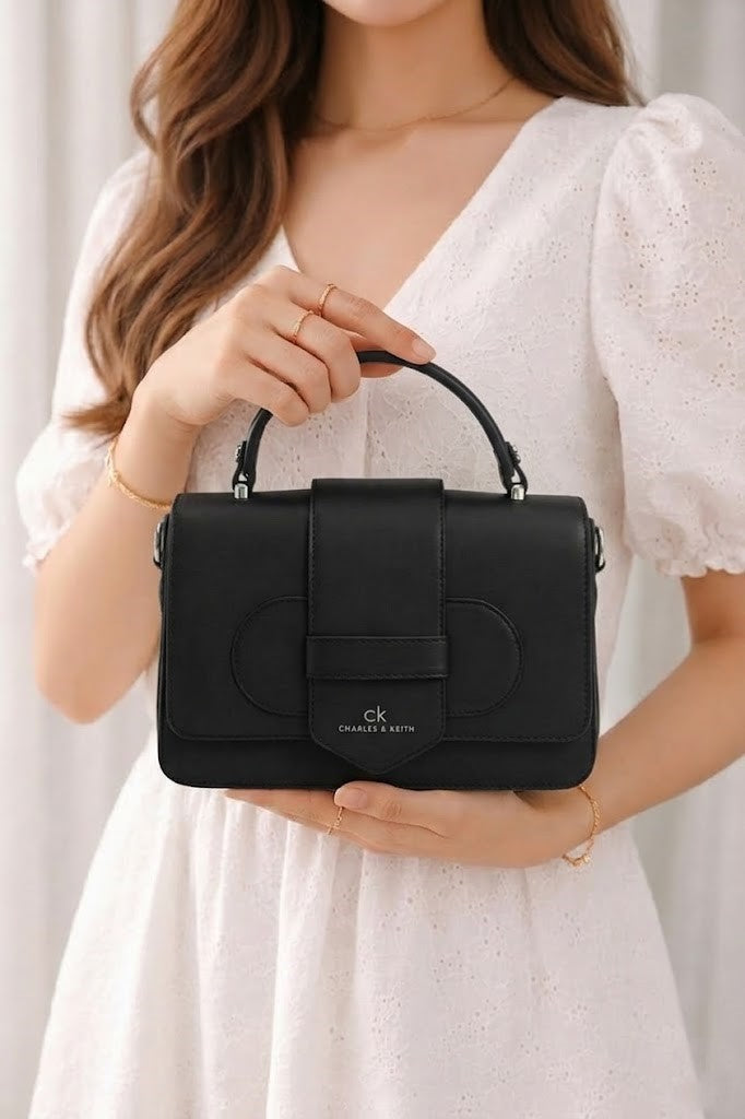Cross Bag Leather With a clasp closure ZC-21