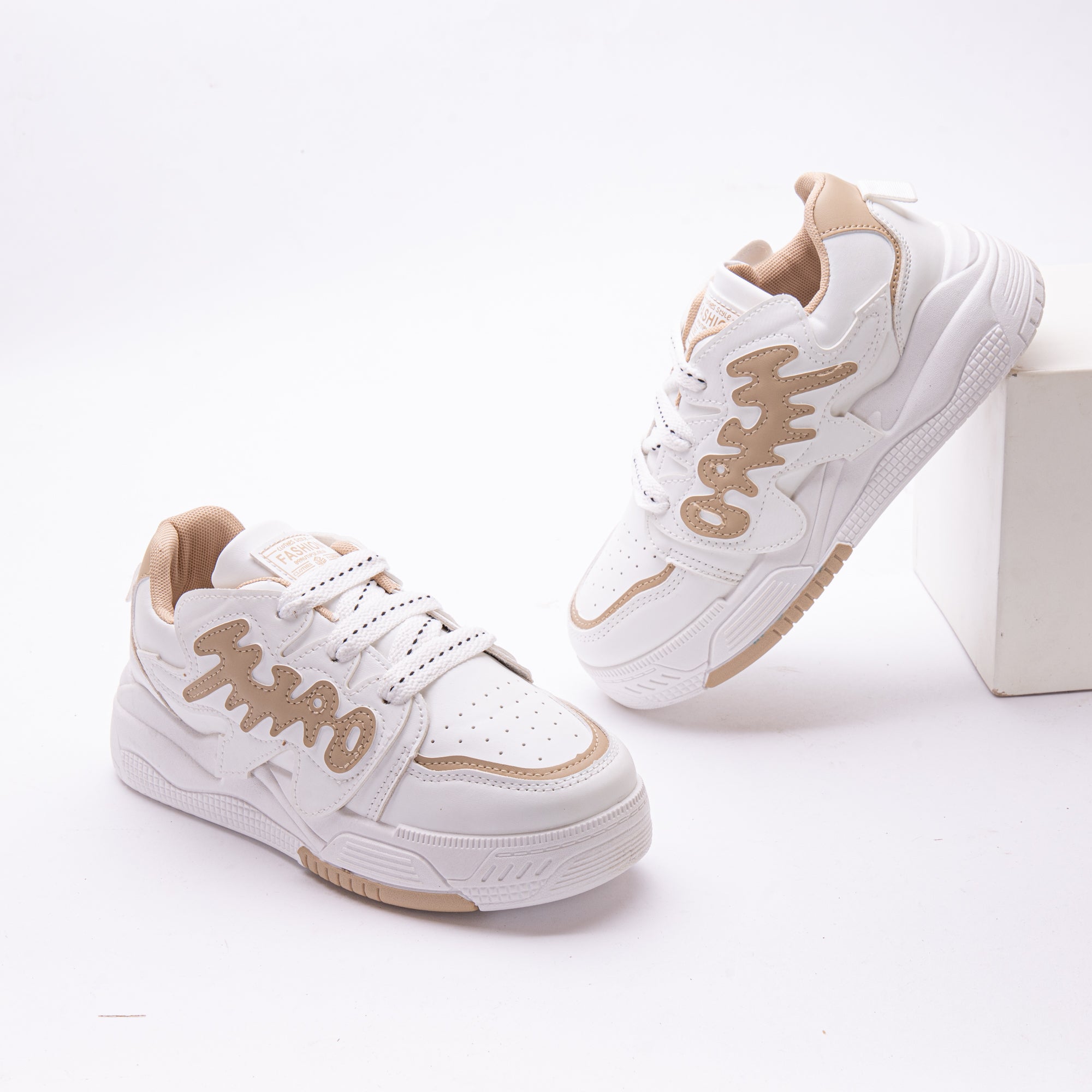 Leather sneaker KO-70 - Life Stylish Sneackers