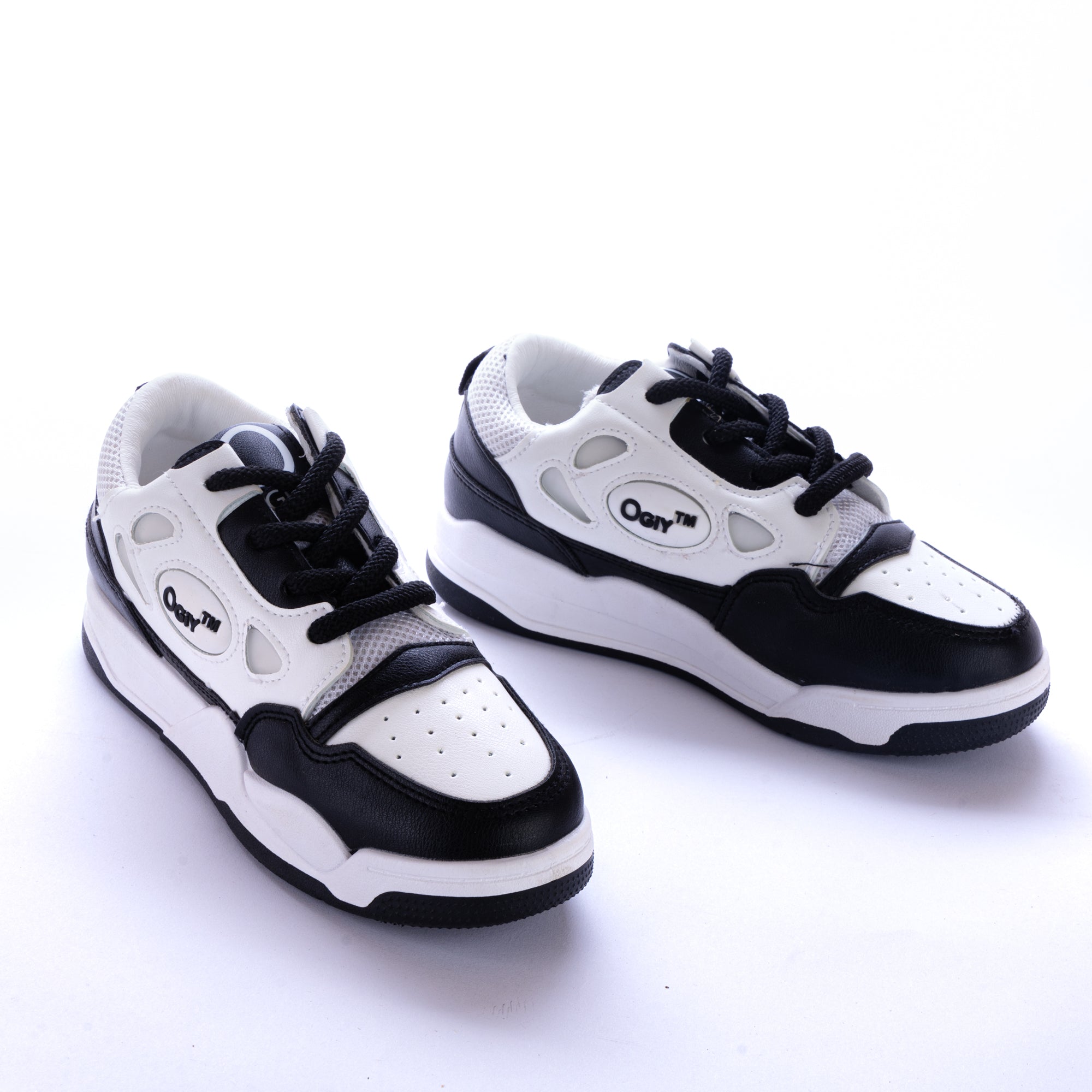 Leather Sneaker KO-76 - Life Stylish Sneackers